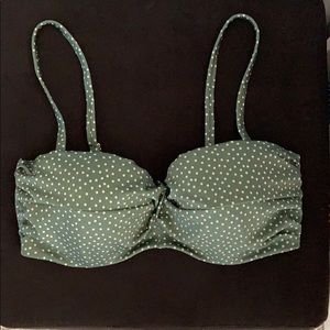Strapless bikini top
